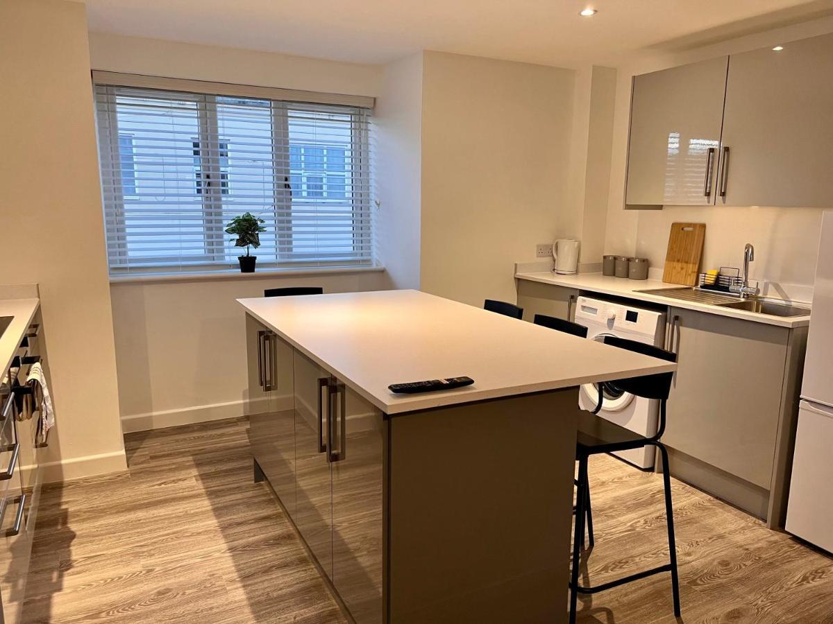 Superb Modern Flat In Northampton, Parking &Ev Apartment Ngoại thất bức ảnh